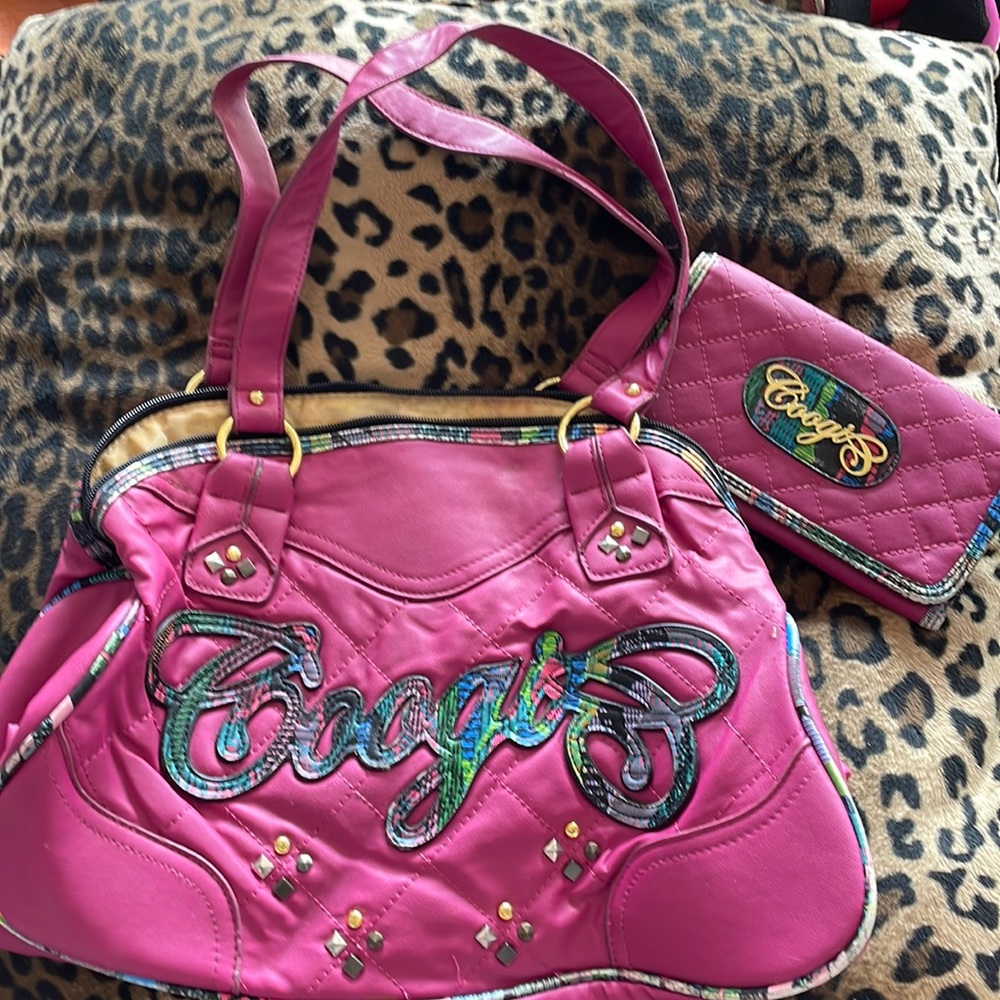 Matching coogi purse and wallet